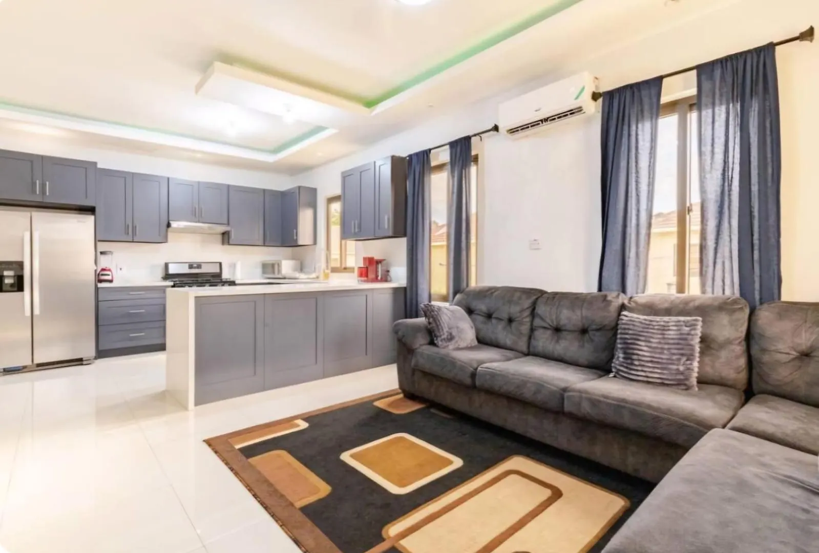 Spacious 2Br In Ocho Rios contacts